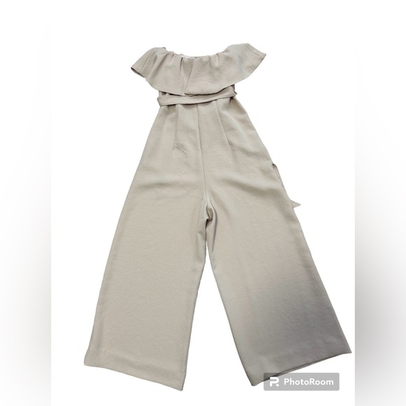 ARITZIA Babaton Blush Pink Strapless Neck Ruffle Detail Flutter Jumpsuit Size 00 - Picture 11 of 13